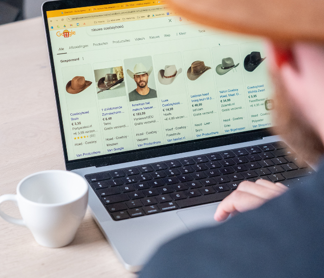 hoger komen in google